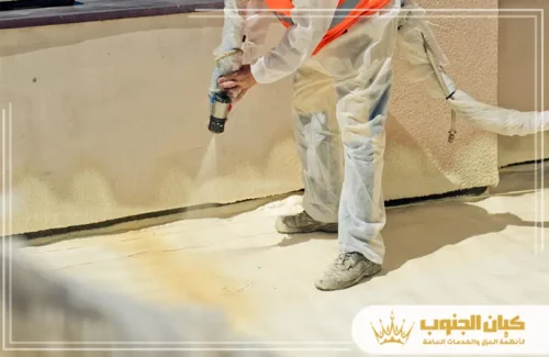 عزل اسطح فوم بابها 0530609402 كيان الجنوب تطبيق رغوة العزل الحراري لحماية الأسطح من تسرب المياه والحرارة بكفاءة عالية.